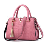 Crocodile leather Women Bag V letters Designer Handbags Luxury quality Lady  Shoulder Crossbody Bags fringed women Messenger Bag